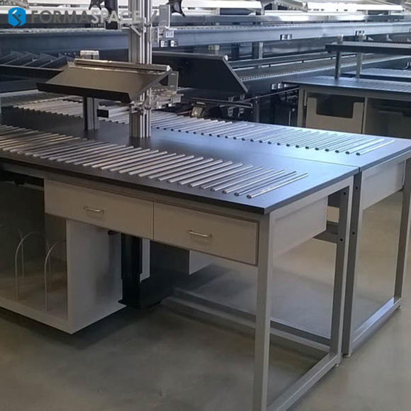 conveyor workbench