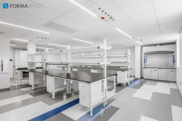 Smartlabs Modular Back to Back Workbenches & Fumehoods